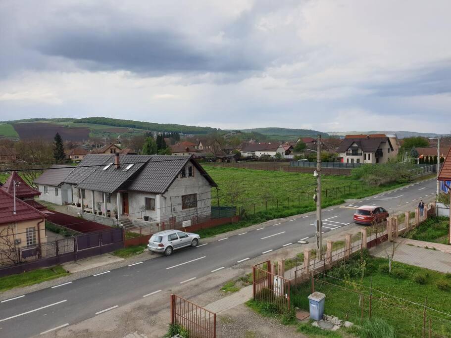 Max Studio Sancraiu de Mures Luaran gambar